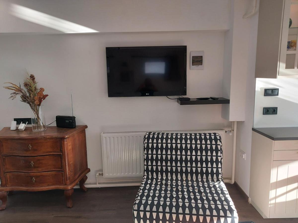 Апартаменты 2+2Szemelyes Apartman Kerttel Секешфехервар Экстерьер фото
